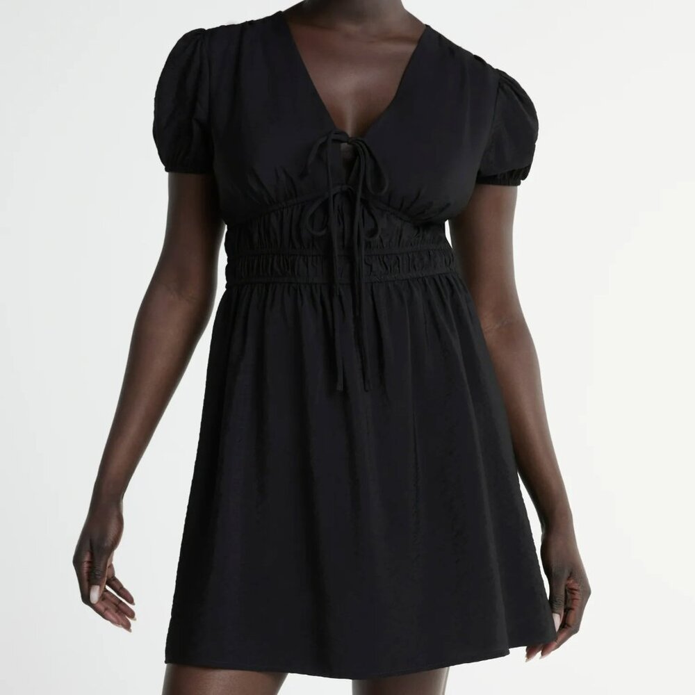 NWT, SZ M (10-12) Shirred Bodice Mini Dress, Black